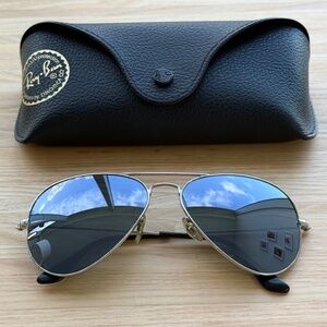 Ray-Ban Aviator Mirror Sunglasses in Silver